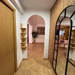 Elegant With Patio *