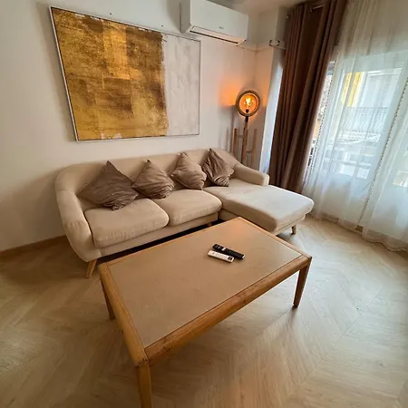 Elegant With Patio *