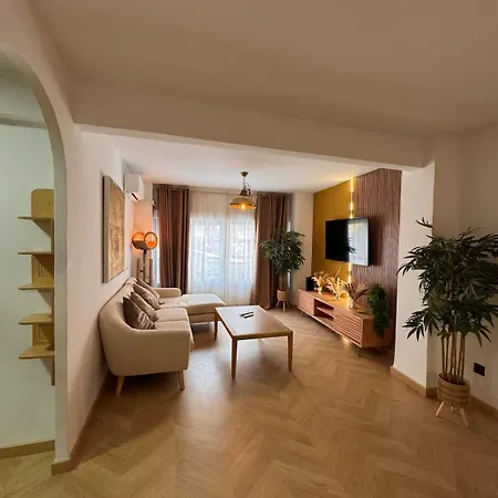 Elegant With Patio Alicante
