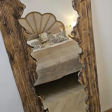 Elegant With Patio Appartamento *
